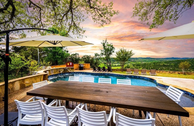 The Hilltop Grand Oasis