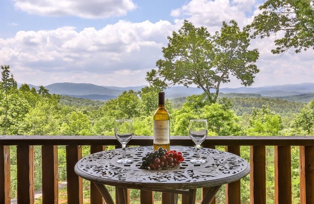 The Honey Pot | Ellijay, GA