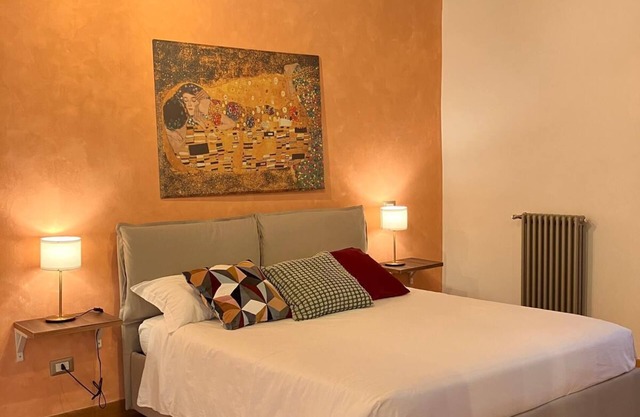 The house of memories in the historic center of Monterotondo has 2 apartments