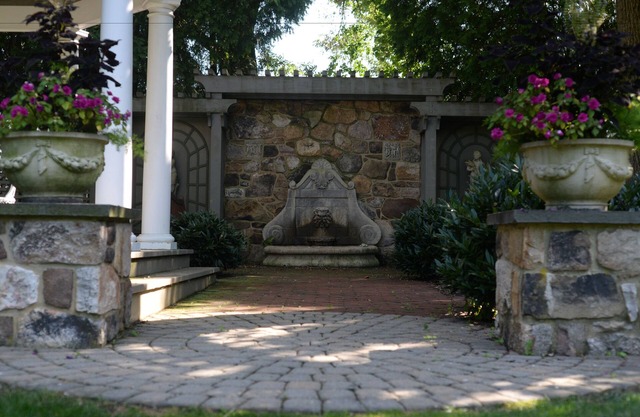 The Inn & Spa at Intercourse Village