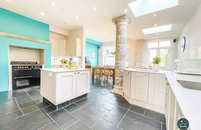 The Laurels - Stylish home, family friendly
