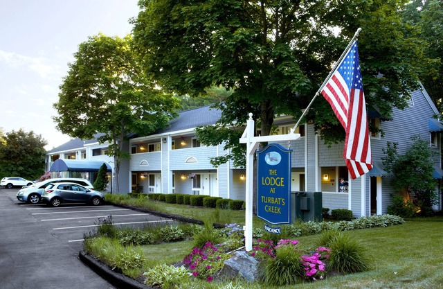 The Lodge at Turbat's Creek