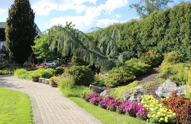 The Lodge at Woodstone Country Club