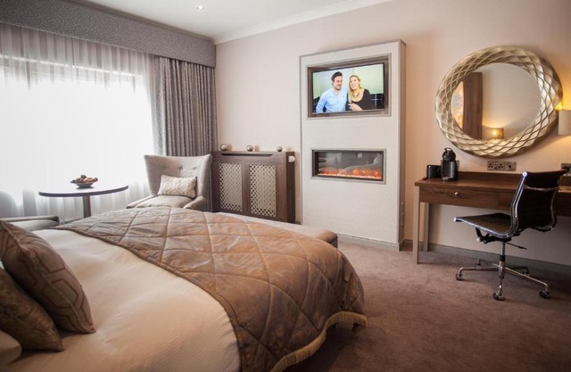 The Lodge Hotel