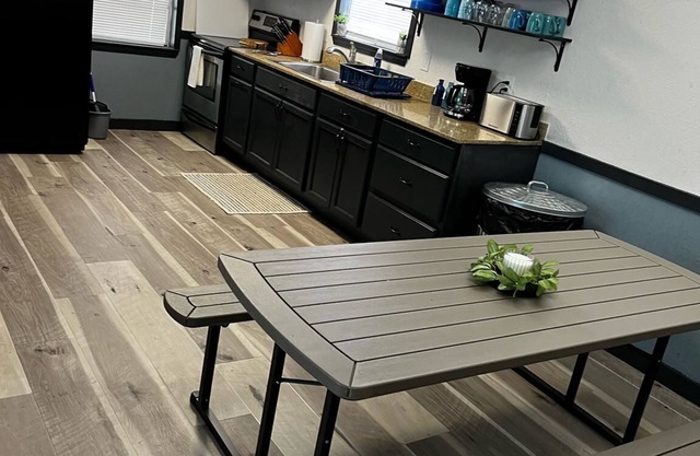 The Marlin is a 3bedroom 2full bath houseboat in Cypress Cove Marina, Venice La