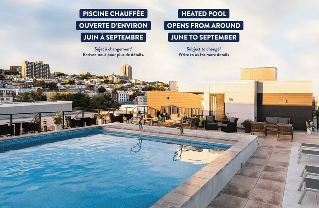 The Montcalm | 2 Parking | Pool and BBQ | AC