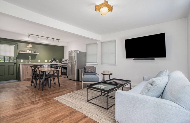 The Neighborhood Hotel Grand Beach Cottage 14 - Queen, (2) Twin Beds Upstairs, Pet Friendly