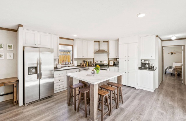 The Nest on Hawks Ridge with Mountain Views