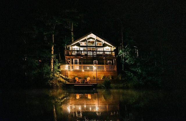 "THE NEST" @ the lake.