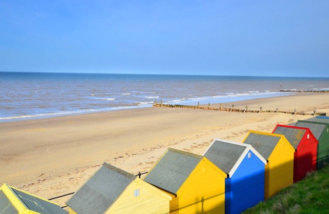 The Nook - Two Bedroom House, Sleeps 3
