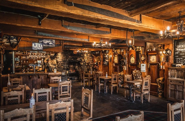 The Oak Tree Inn