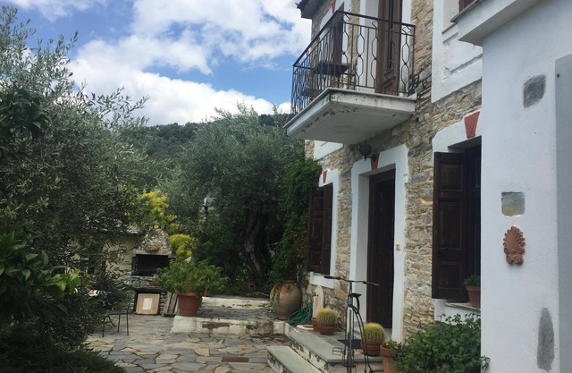 The Old Bakery, Ano Gatzea
