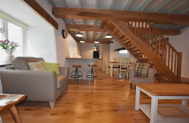 THE OLD FARMHOUSE KITCHEN, family friendly in St Davids