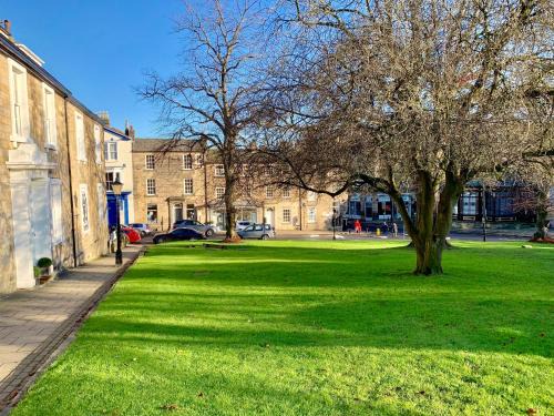 The Old Toffee Works, Montpellier Quarter, Next to Pump Rooms FREE PARKING