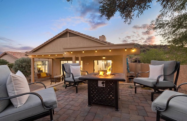 The Olive House on the mountain with Noon checkout and low cleaning fee!n