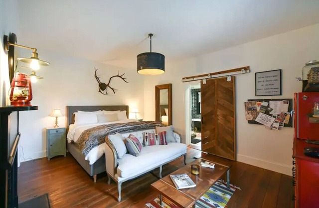 The Outpost Suite 3 - Whimsical Farmhouse Retreat