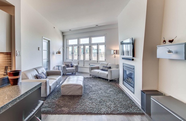 The Palace Penthouse, Le penthouse du Palais | 3 BR |