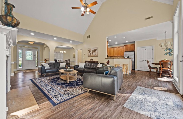THE PEACHTREE ABODE