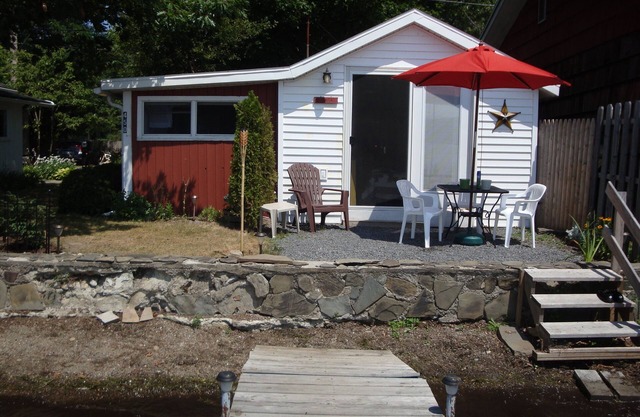 The Pickerel Inn at 450 Crescent Beach Branchport, NY