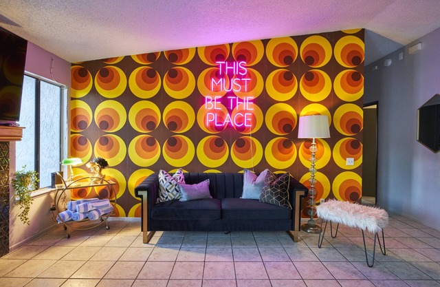 “The Place” Retro Oasis w/Pool, PacMan, & PingPong