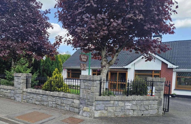 The Railway Lodge - 4 Bedrooms, Sleeps 11, Pets Ok