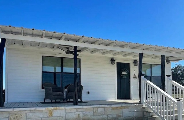 The Ranch@Fredericksburg - Magnolia Cottage - 1BD/1BA