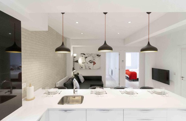 The Rentals Collection | Rosso