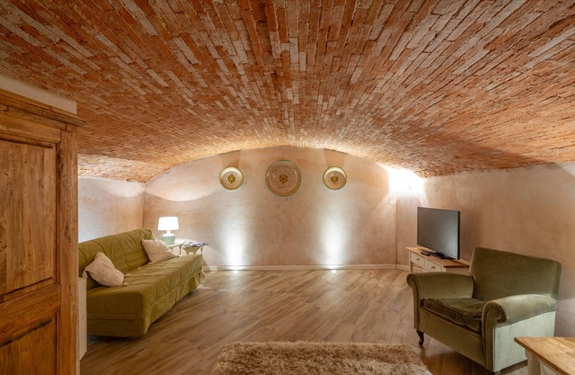 The Residence of Lost Pleasures- The Vaults