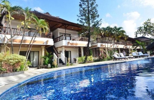 The room for 2 persons, Great location in Seminyak SUP