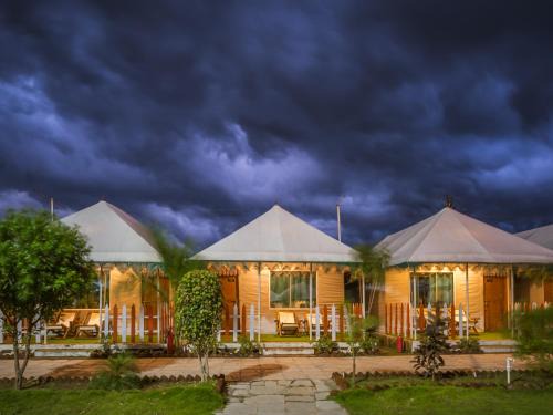 The Royal Heritage Tent Resort- Tent City Kevadia