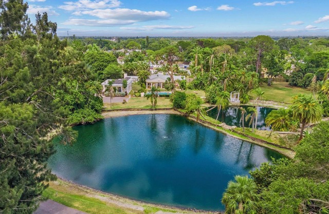 The Sanctuary Serene Pool Estate in St Pete