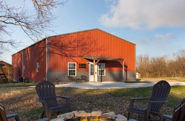 The Shed House- Country Home-Beautiful Sunset View