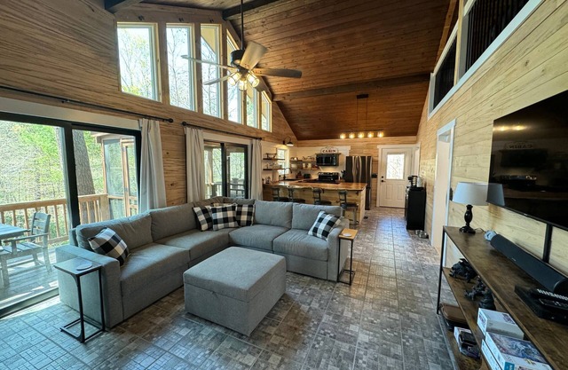 The Sleeping Bear’s Lair | Powder Horn | Dogs OK