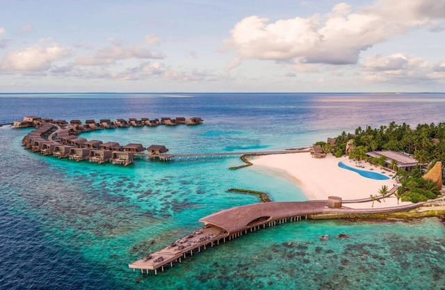 The St. Regis Maldives Vommuli Resort