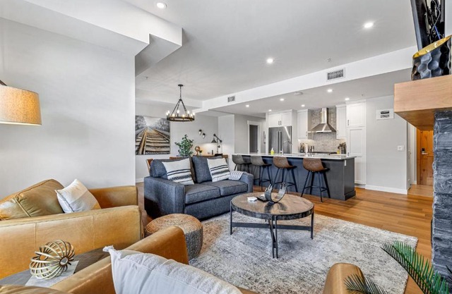 THE STATION - 2BD 2BTH Perfect Basecamp To Explore Canmore