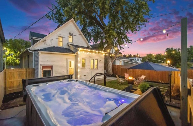 The Swim Spa Spot Near Downtown!