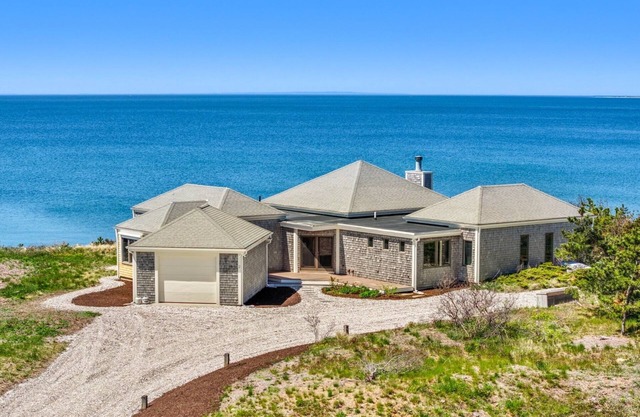 The Ultimate Outer Cape Beachfront Retreat RPAM101