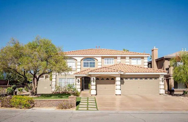 The Vegas Villa