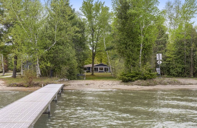 The Vine House on Crystal Lake