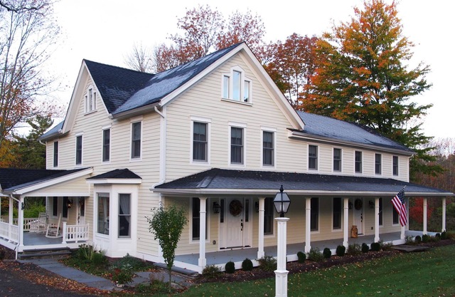 The Wagar Suite is one of the two units in The Wagar Farm 1800's farmhouse. It is situated on 6 acres and overlooks the Beerkill stream. The Wagar Suite has the feel of an old farmhouse with all the modern conveniences including a whirlpool tub.