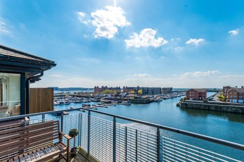 The Waterfront Penthouse I With Parking