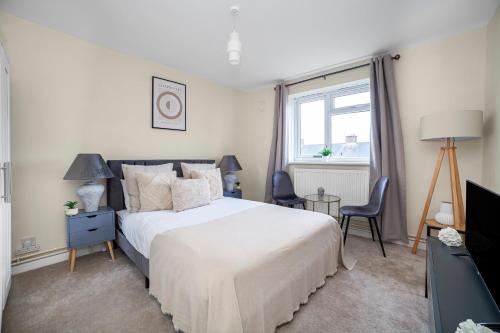 The Wimbledon Park Luxury Room