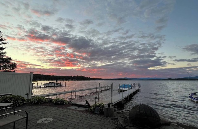The Winnipesaukee Retreat