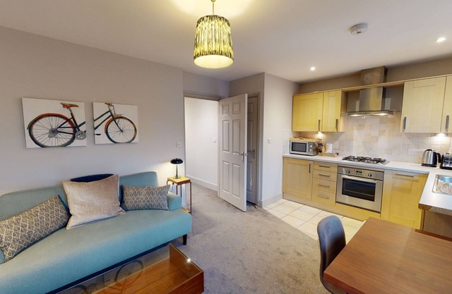 The Woodstock Suite Vanbrugh 7 | Oxford Holiday Lets | 1 Bed & Sleeps 2