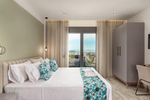 THEA Luxury Apartments