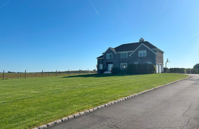 Think Big Blue Skies, 4 Bedroom, 4 Bath Water Mill