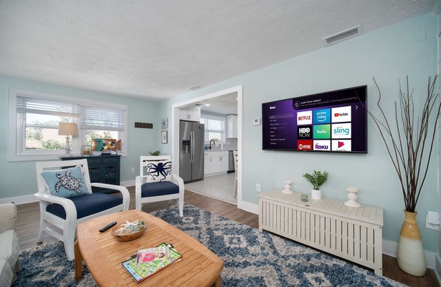 This apartment is a 2 bedroom(s), 1 bathrooms, located in Jacksonville, FL.