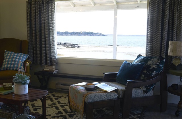 THIS IS THE PLACE - Intimate luxury cottage w massive oceanfront steam room