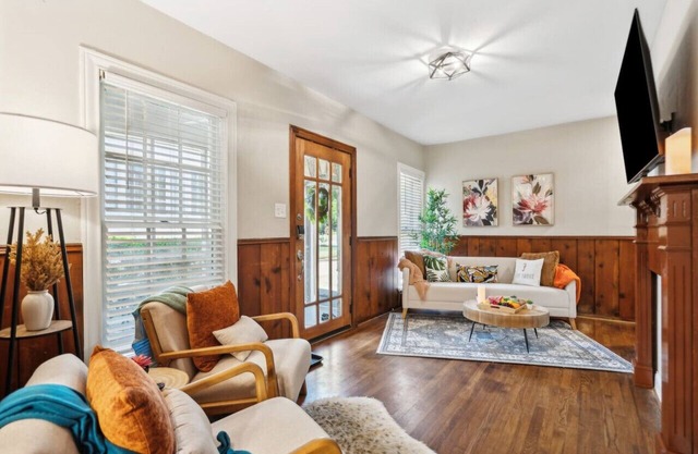 This is Your Home Away From Home! Warm & Comfy 2BD