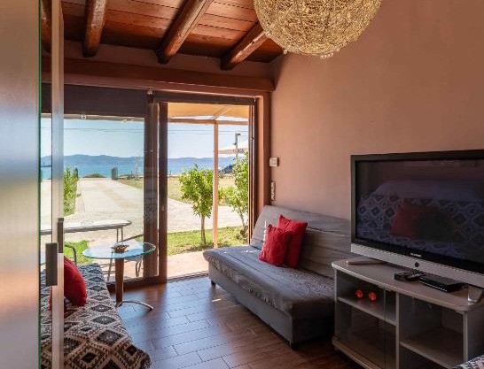 Thoricus Studio by the Beach